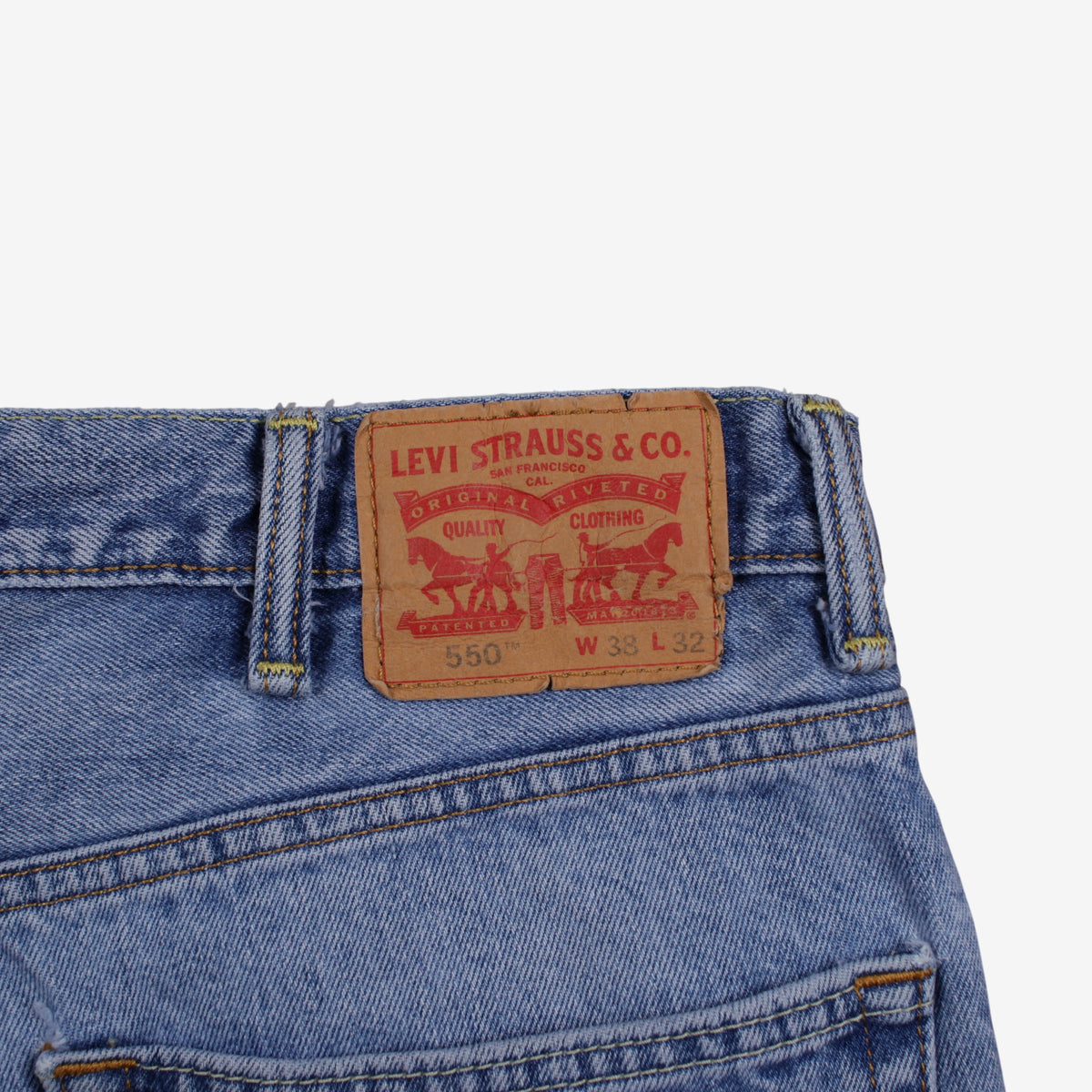 Levis 550 Jeans 38x32 Mens Blue Relaxed Taper Light Stonewash Red Tab Denim