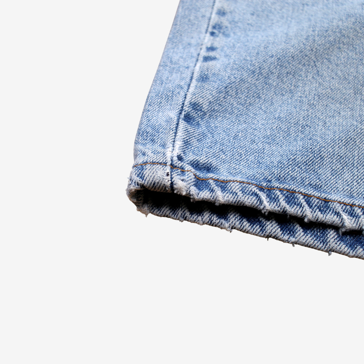 Vintage Levis 550 Denim Shorts Jorts 34 90s Blue Light Wash Mid Rise Relaxed Fit