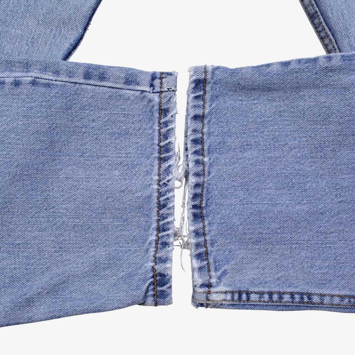 Levis 550 Jeans 33x30 Blue Relaxed Taper Light Stonewash Zip Red Tab Denim