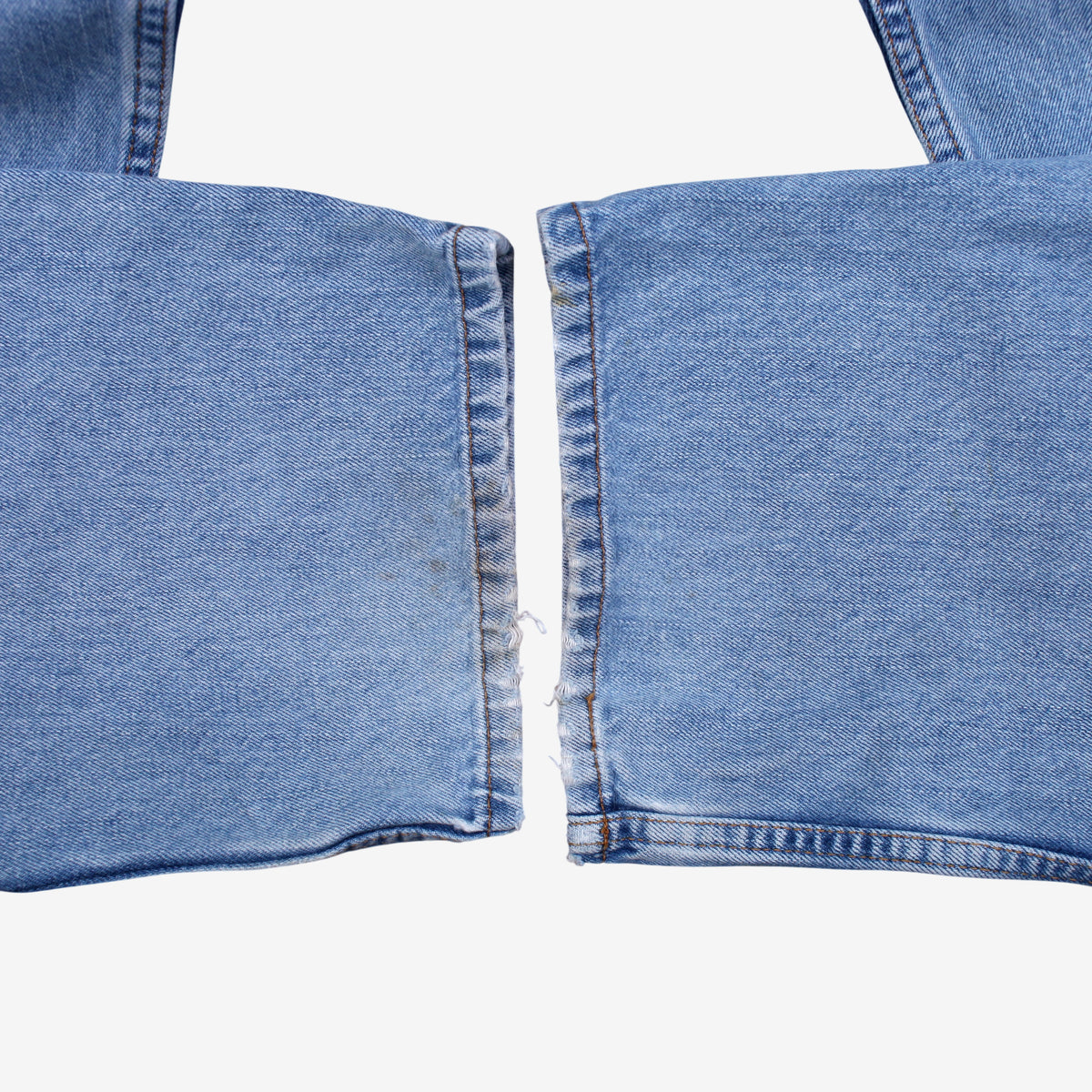 Levis 550 Jeans 40x32 Blue Relaxed Taper Faded Light Stonewash Zip Denim