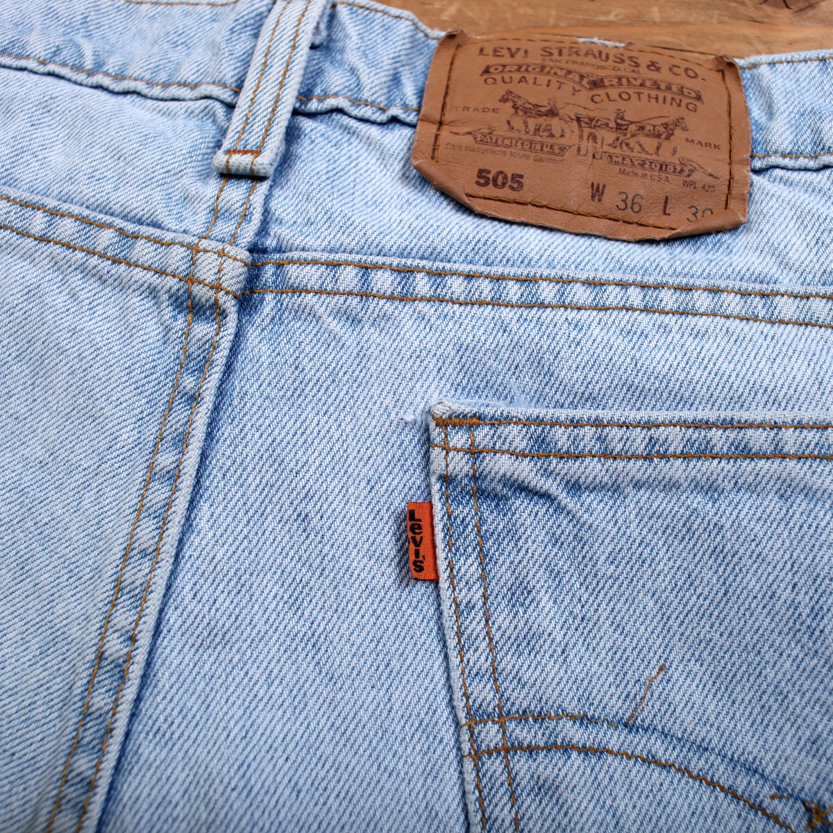 Vintage Levis 505 Jeans 34x30 90s Blue Regular Straight USA Made Light Denim