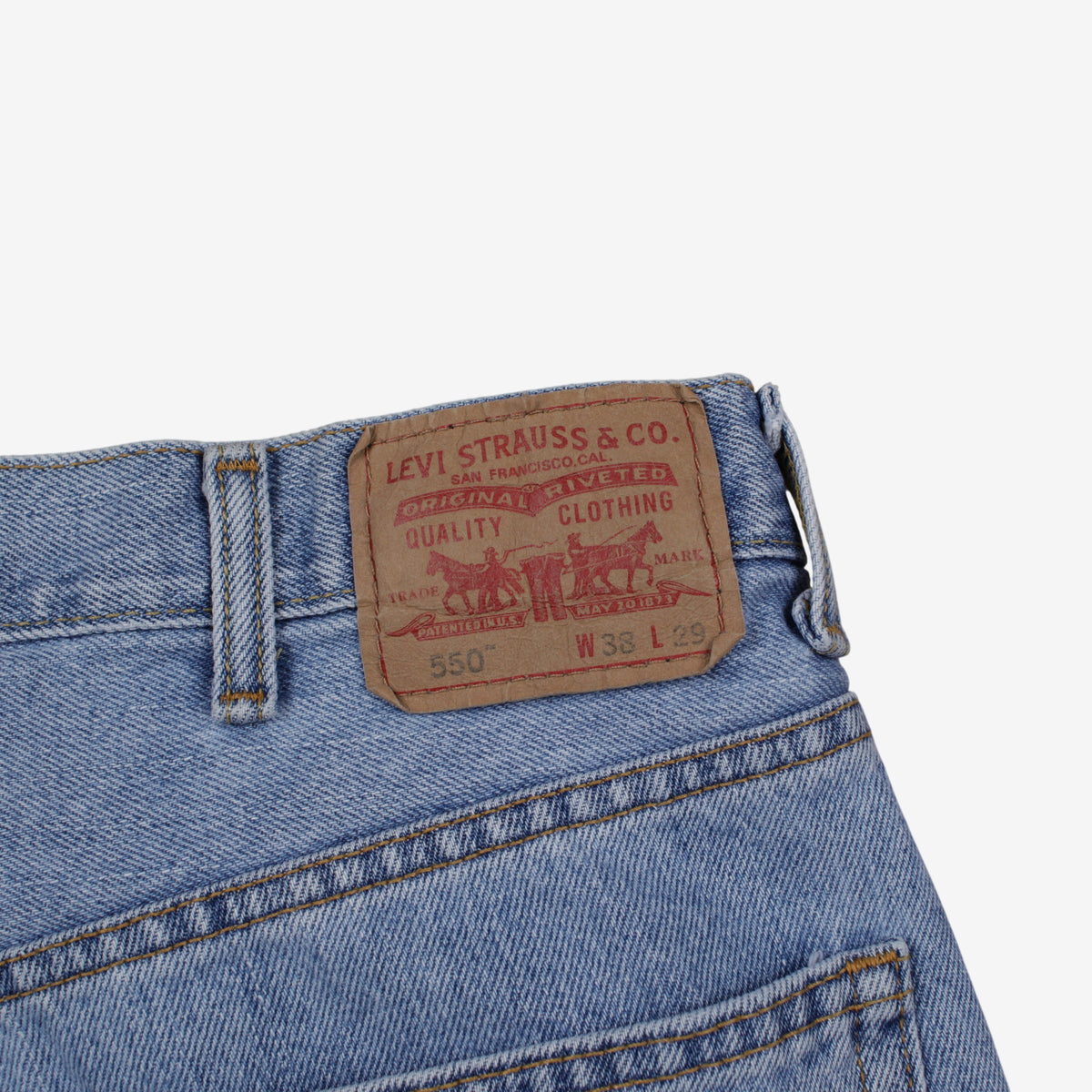 Levis 550 Jeans 38x29 Blue Relaxed Taper Light Stonewash Zip Red Tab Denim