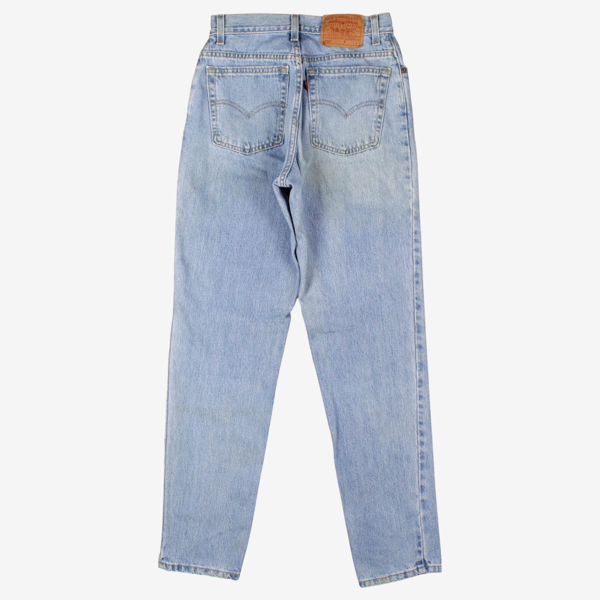 Levis 550 Jeans 27x33 Womens Blue Relaxed Taper USA Made Light Stonewash Denim