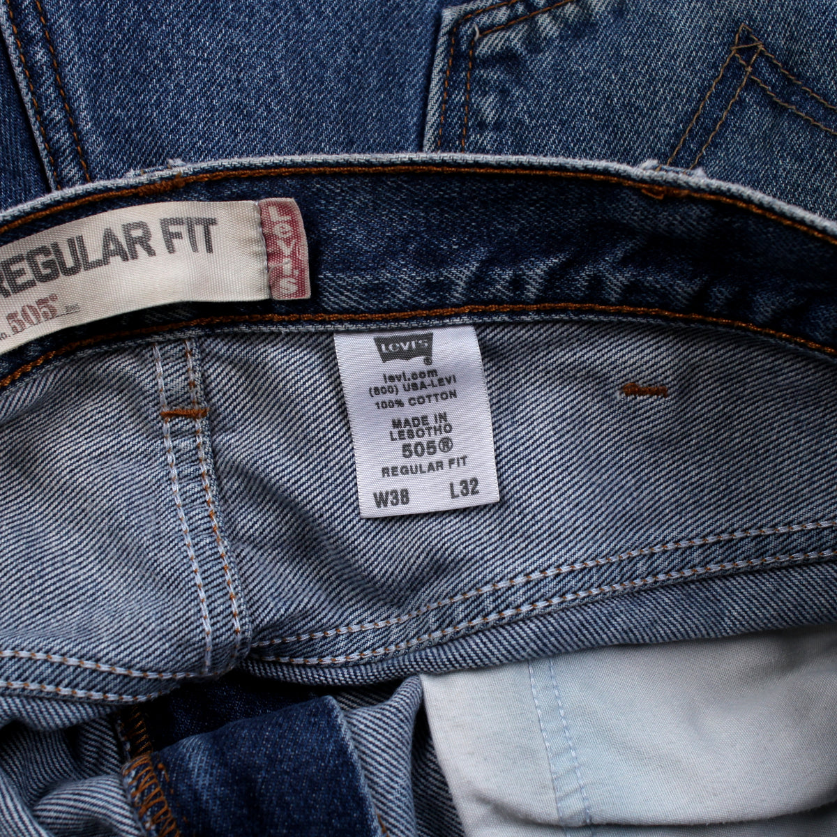 Levis 505 Jeans 38x32 Blue Regular Straight Faded Zip Fly Red Tab Classic Denim