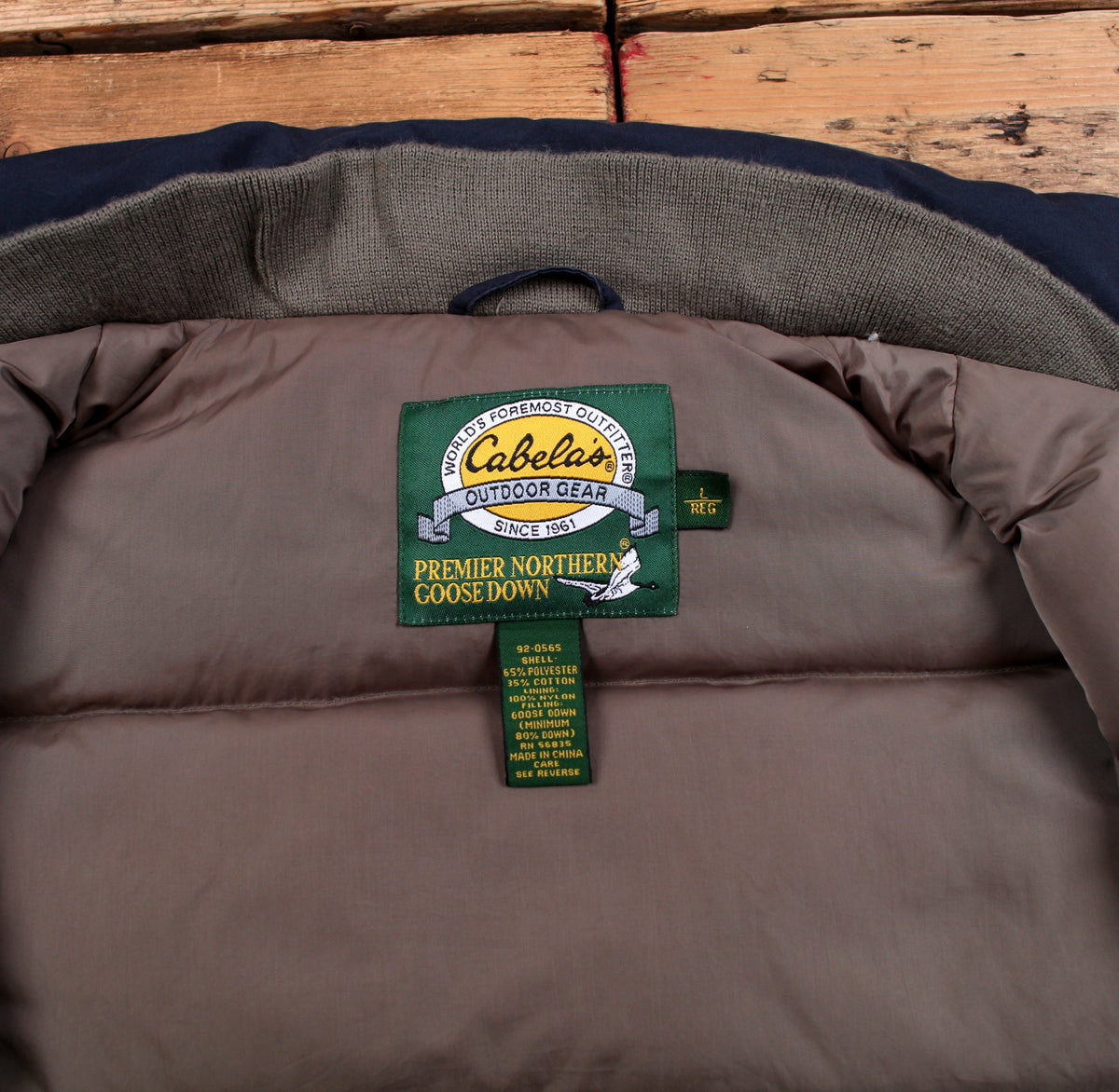 Vintage Cabelas Goose Down Vest L Mens Blue Navy Snap Front Insulated Gilet