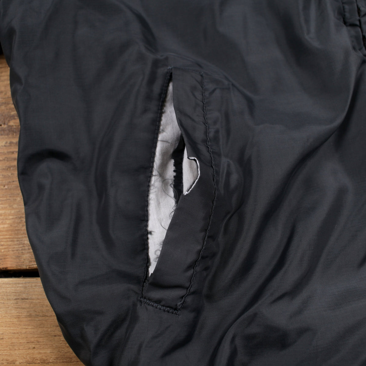 Vintage Windbreaker Bomber Jacket M Mens 70s Black Grey Lined Casual