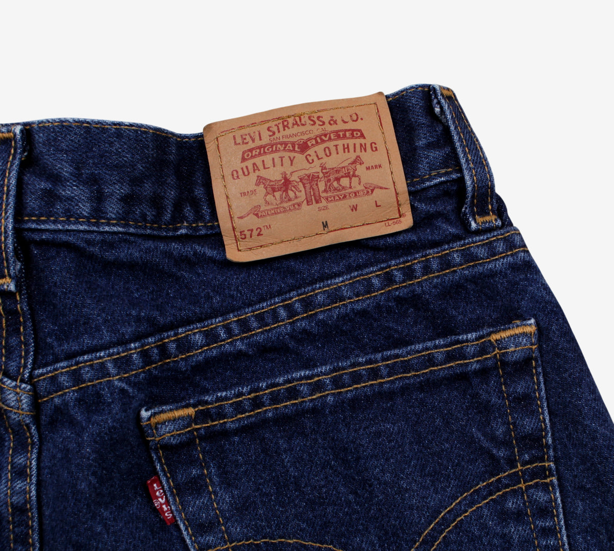 Vintage Levis 572 Jeans 30x31 Womens 90s