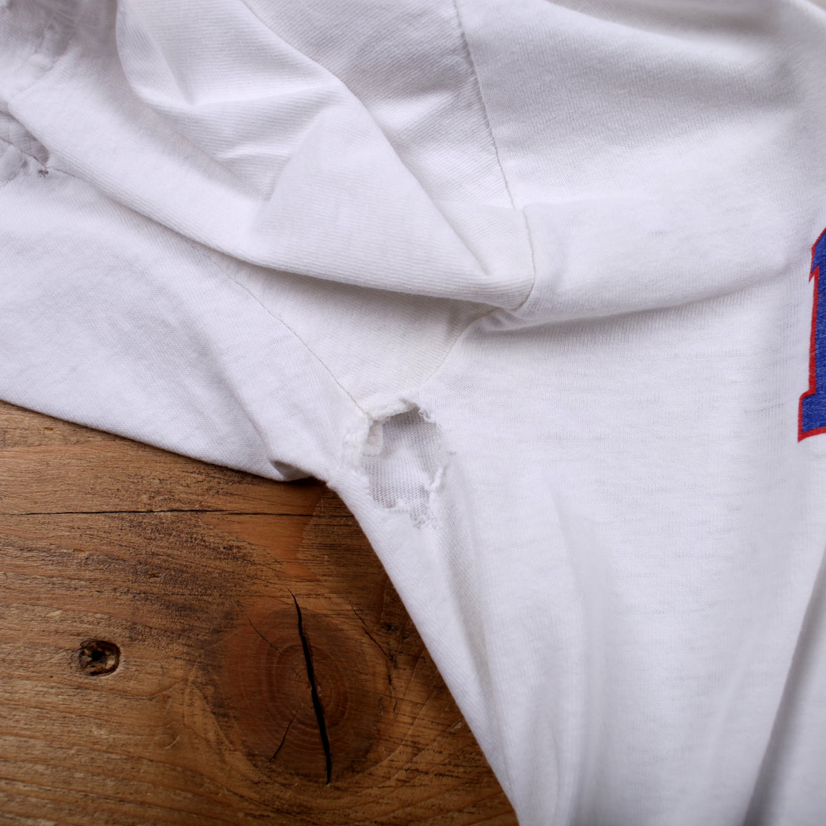 Vintage The Cotton Exchange T-shirt L Mens 00s White Rockhurst Hawklets USA Made