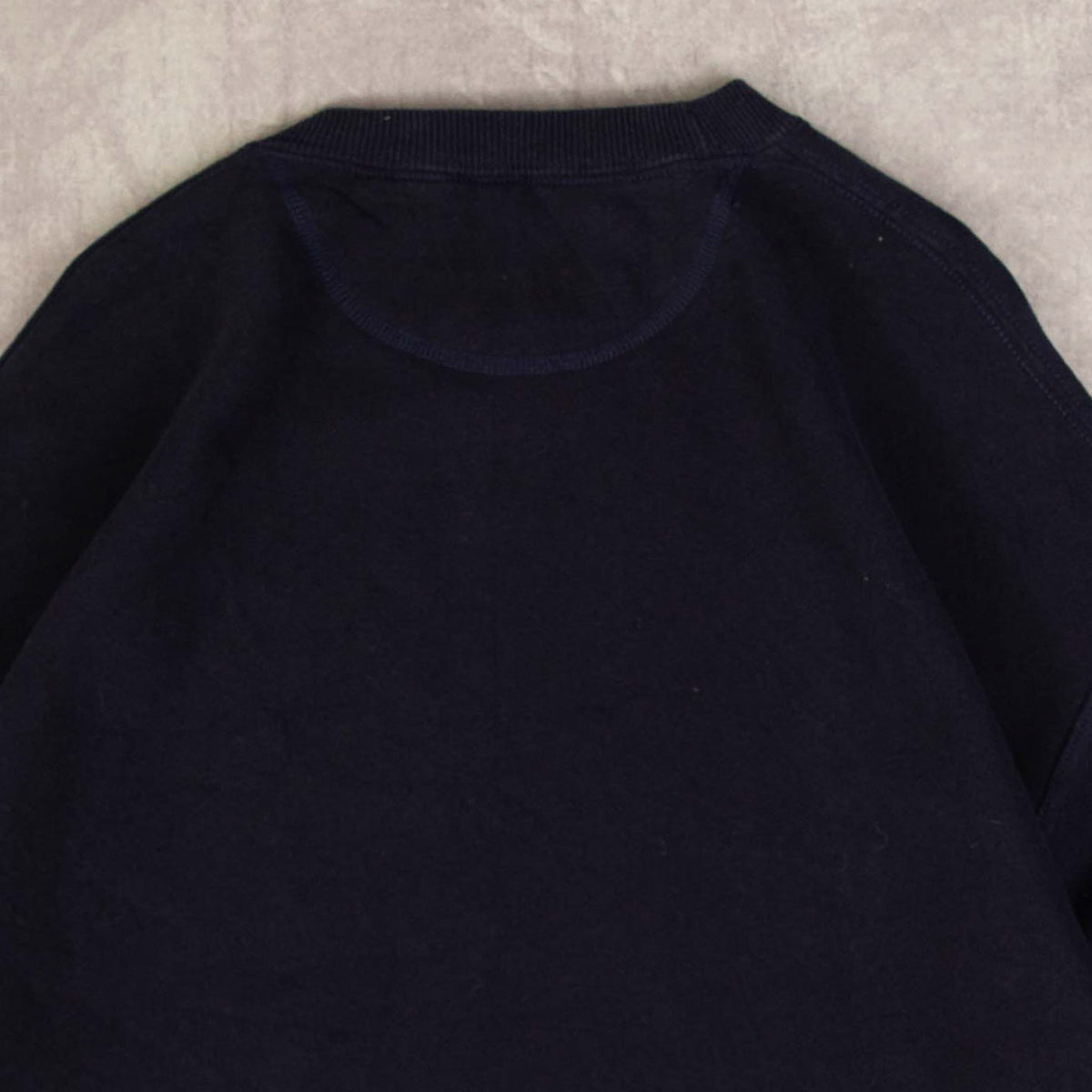 MEN'S VINTAGE RUSSELL ATHLETIC BLANK SWEATSHIRT - X-LARGE