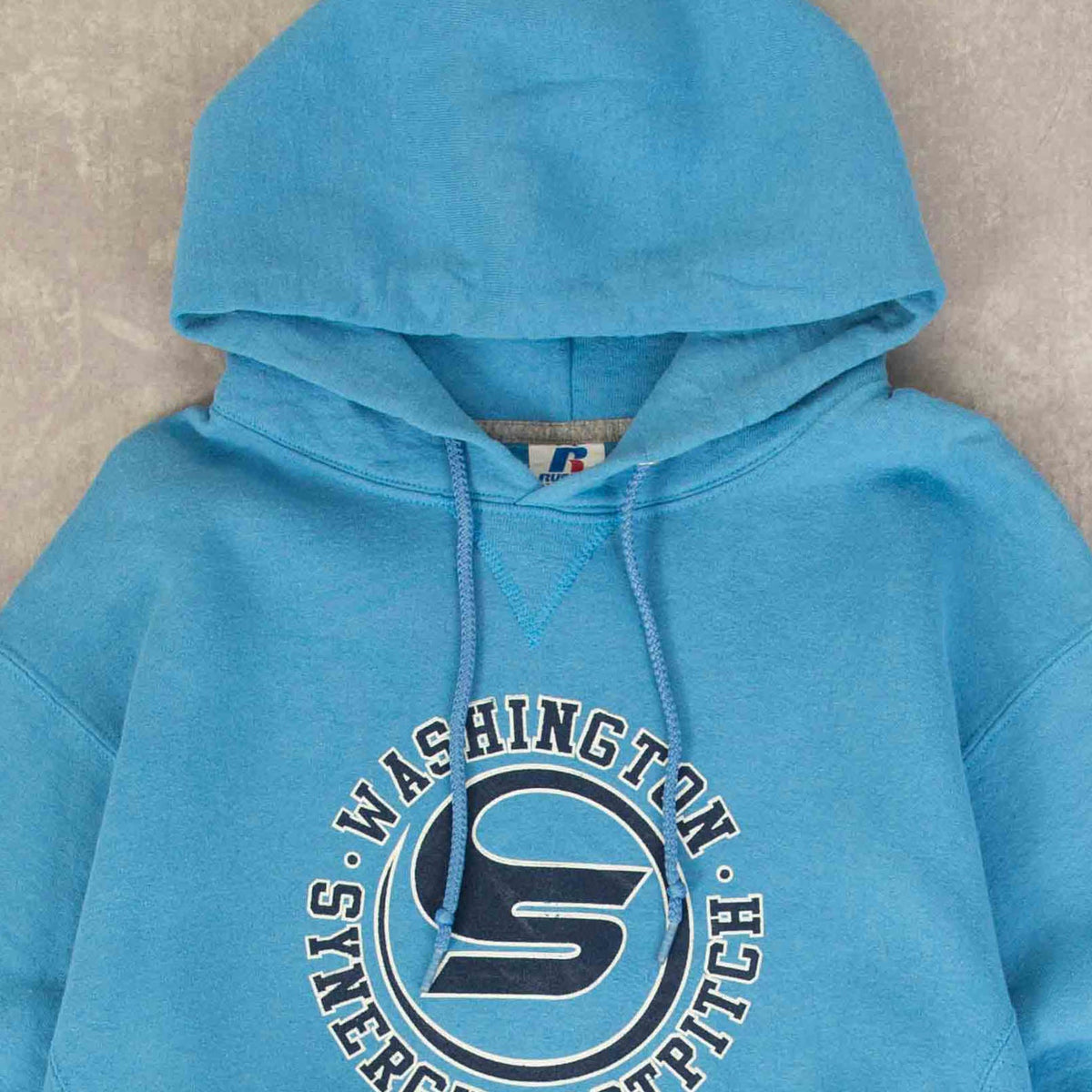 MEN'S VINTAGE RUSSELL ATHLETIC WASHINGTON SYNERGY FASTPITCH HOODED SWEATSHIRT - MEDIUM