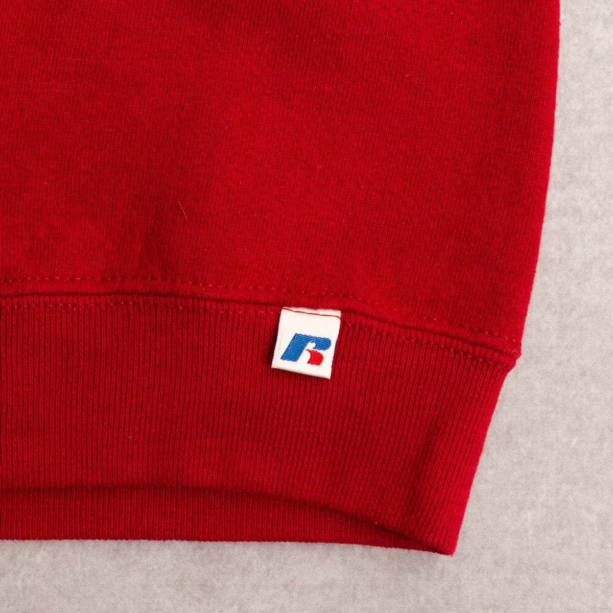WOMEN'S VINTAGE RUSSELL ATHLETIC BLANK SWEATSHIRT - LARGE