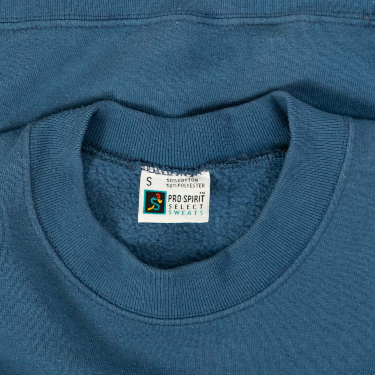 WOMEN'S VINTAGE 1990S BLANK SWEATSHIRT - LARGE