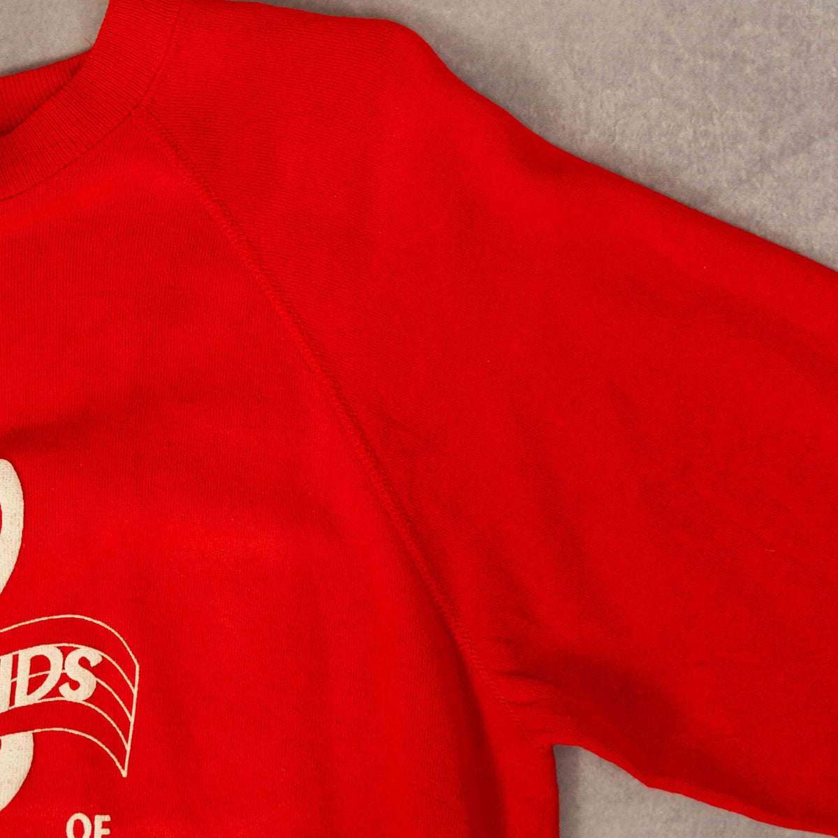 MEN'S VINTAGE 1990S SOUNDS OF MUSIC RAGLAN SWEATSHIRT - LARGE