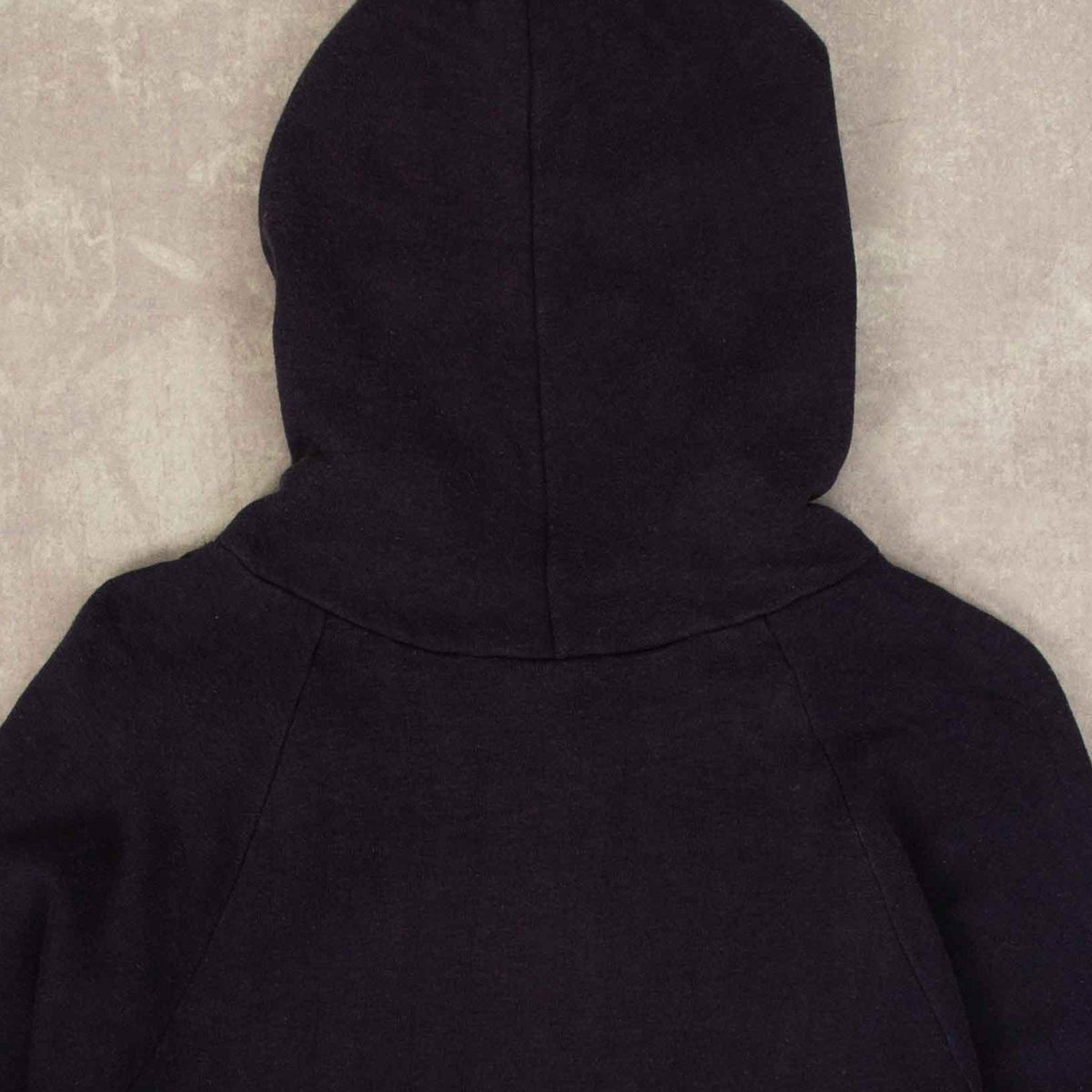 WOMEN'S VINTAGE 1980S LUTHER CREST RAGLAN HOODED SWEATSHIRT - MEDIUM