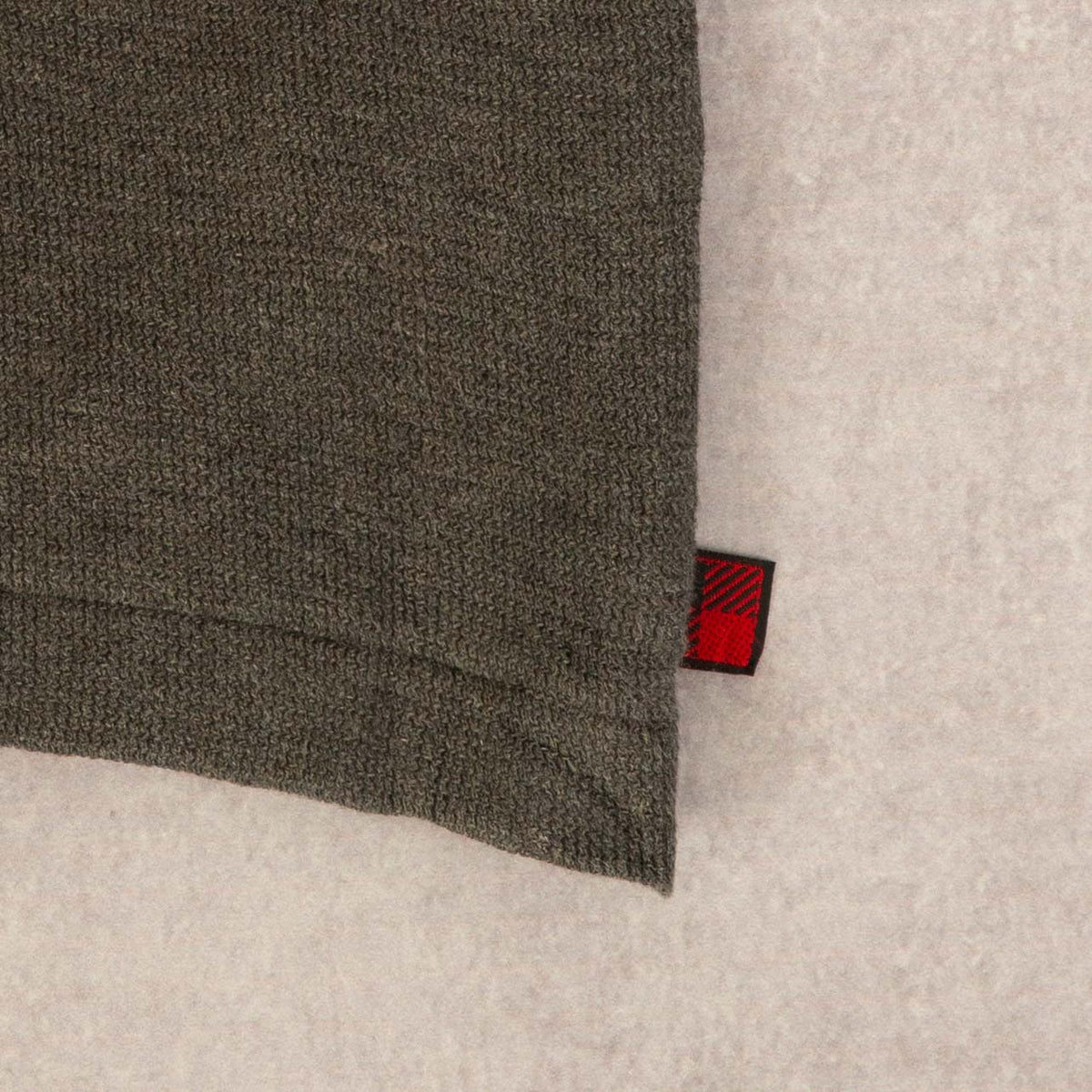 MEN'S VINTAGE WOOLRICH QUARTER ZIP SWEATSHIRT - XX-LARGE