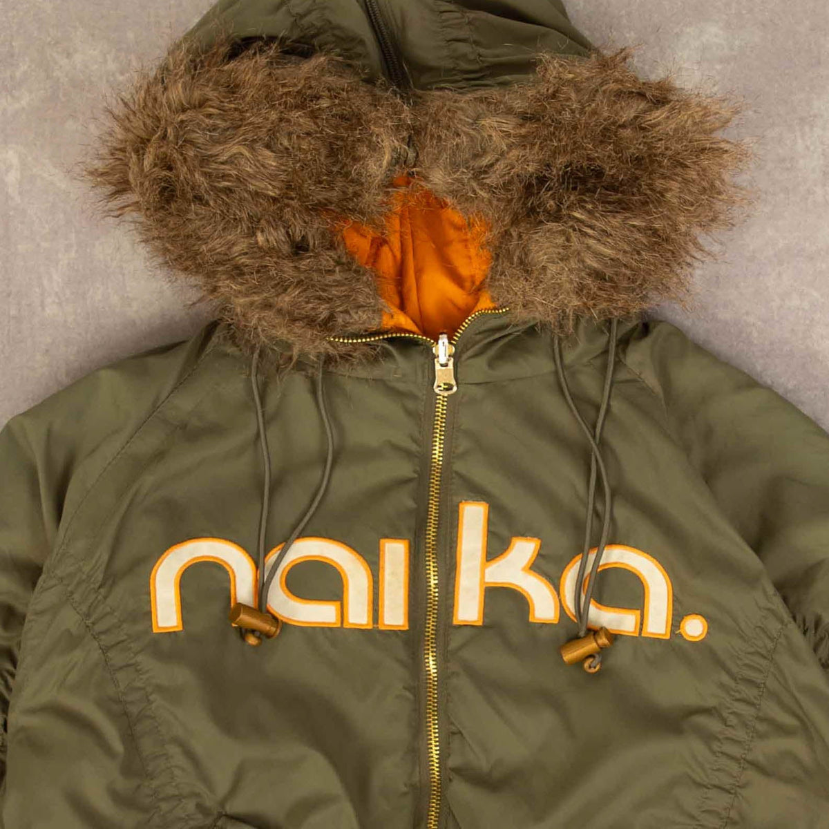 WOMEN'S VINTAGE NAIKA REVERSIBLE HOODED PUFFER JACKET - MEDIUM