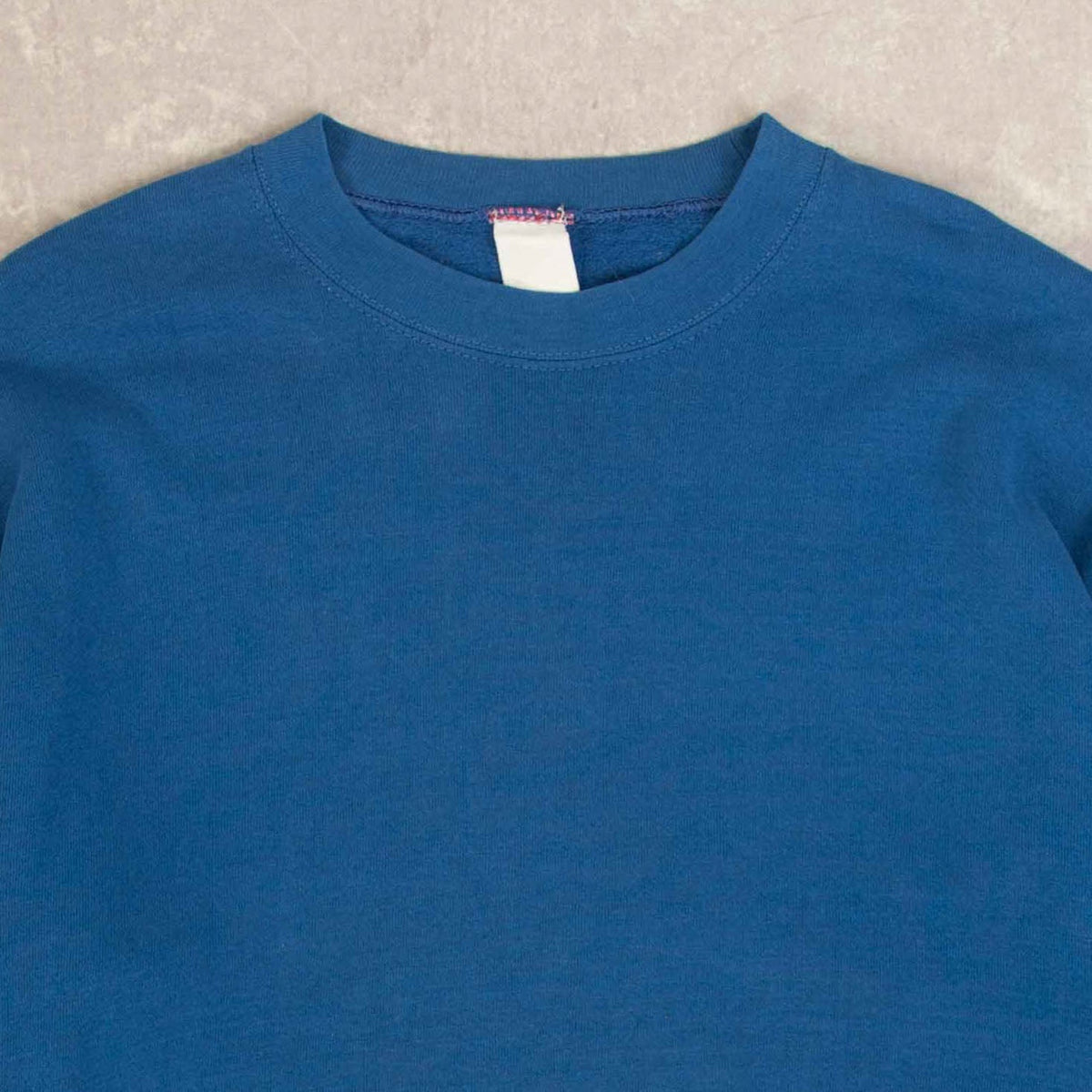 MEN'S VINTAGE BLANK SWEATSHIRT - X-LARGE