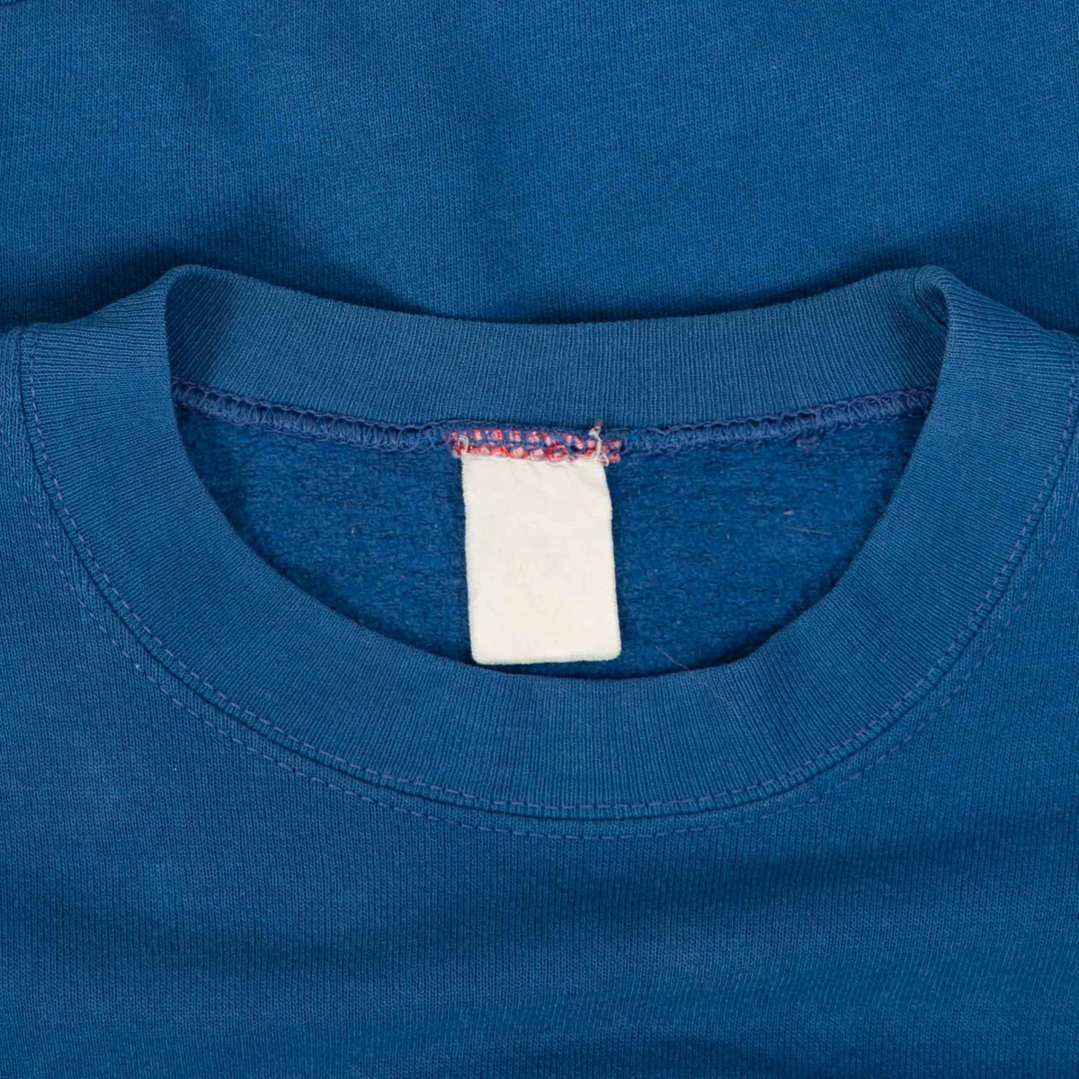 MEN'S VINTAGE BLANK SWEATSHIRT - X-LARGE