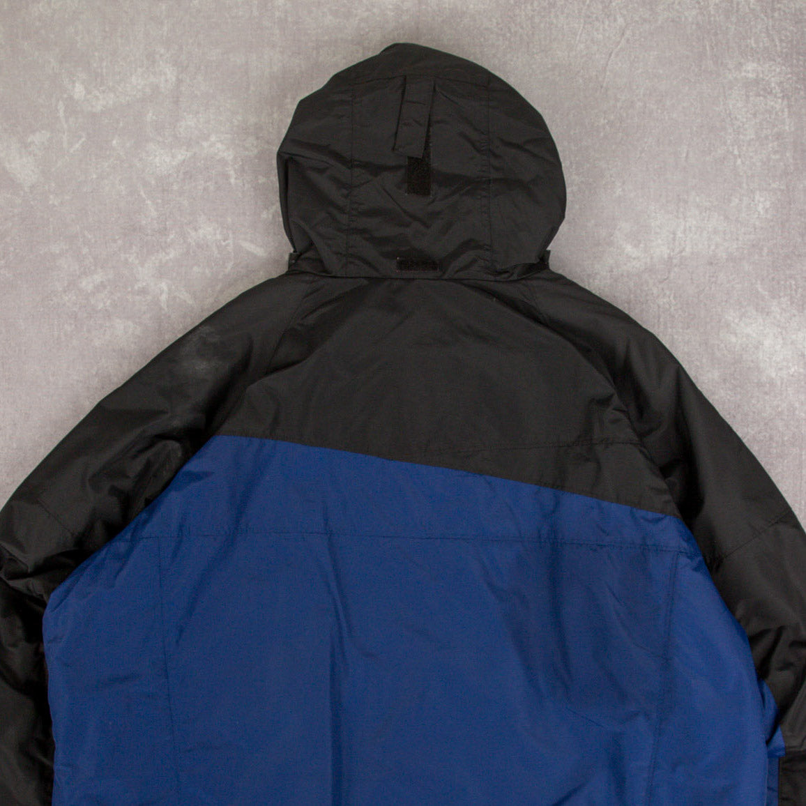 MEN'S VINTAGE COLUMBIA HOODED RAIN JACKET - X-LARGE