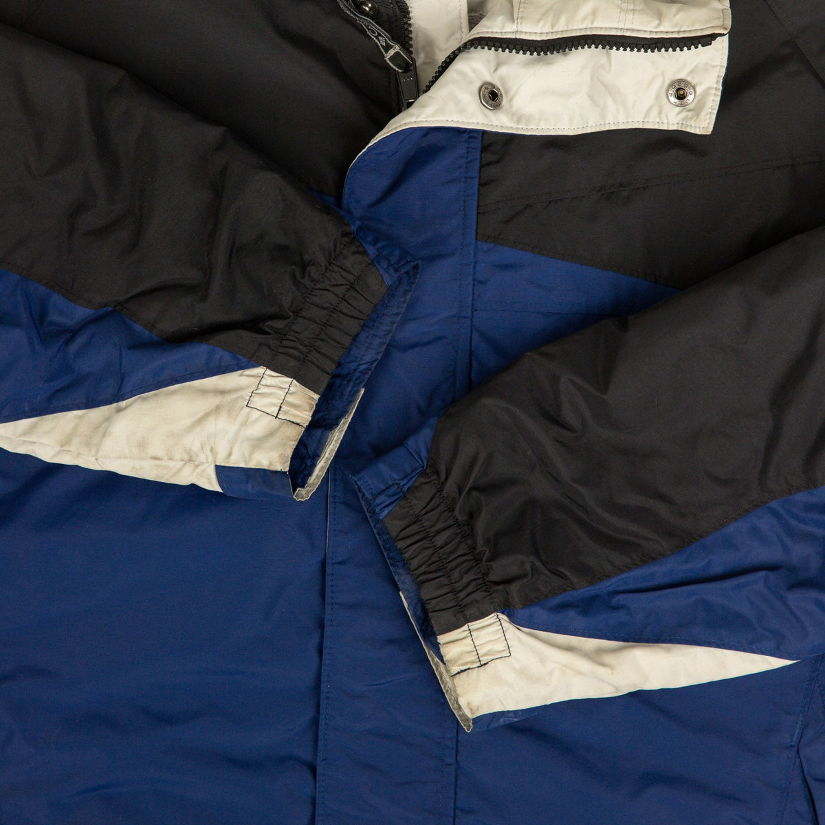 MEN'S VINTAGE COLUMBIA HOODED RAIN JACKET - X-LARGE
