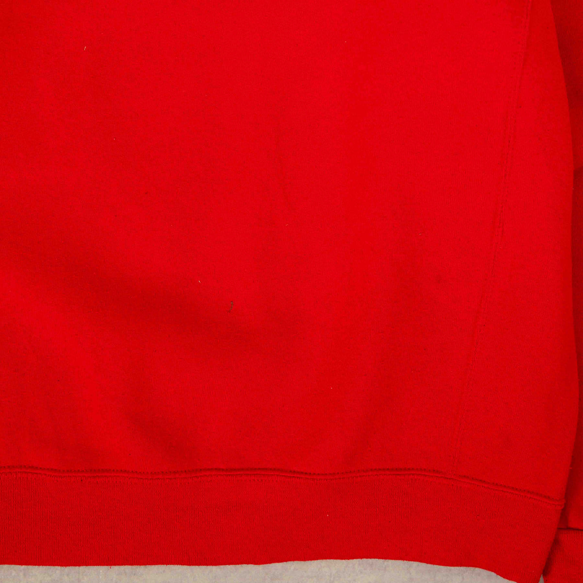 MEN'S VINTAGE RUSSELL ATHLETIC BLANK SWEATSHIRT - LARGE