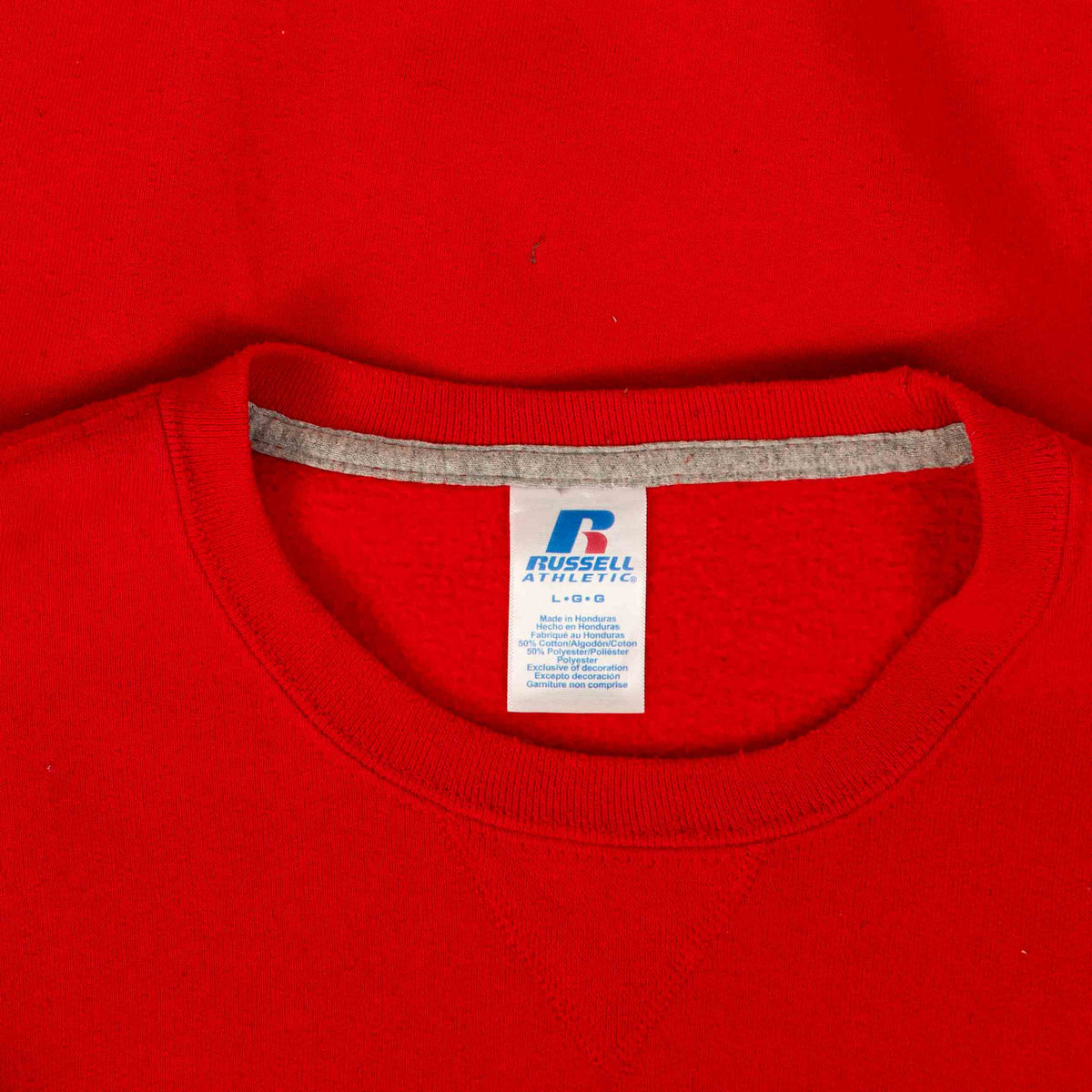 MEN'S VINTAGE RUSSELL ATHLETIC BLANK SWEATSHIRT - LARGE