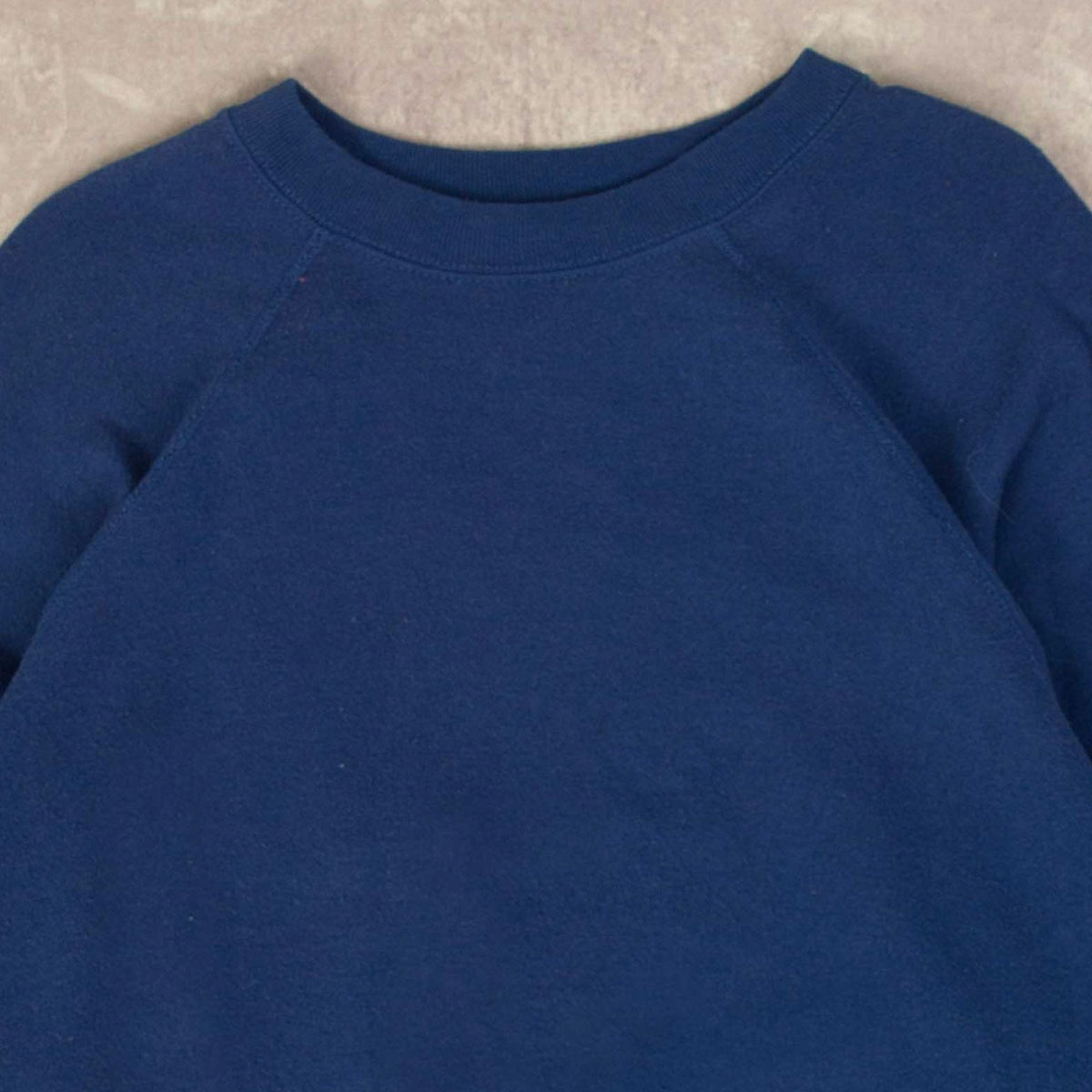 MEN'S VINTAGE 1990S BLANK BOXY RAGLAN SWEATSHIRT - XX-LARGE
