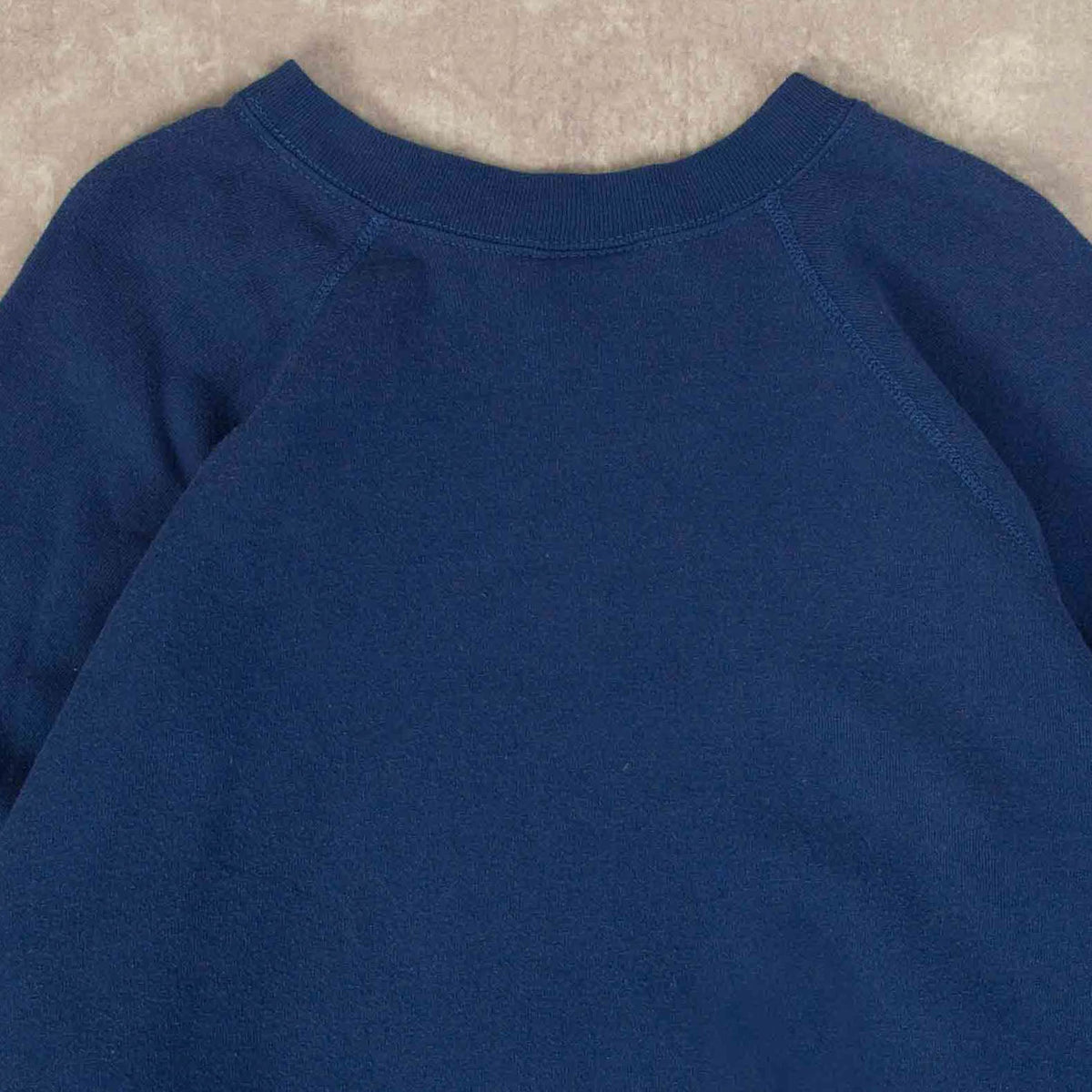MEN'S VINTAGE 1990S BLANK BOXY RAGLAN SWEATSHIRT - XX-LARGE