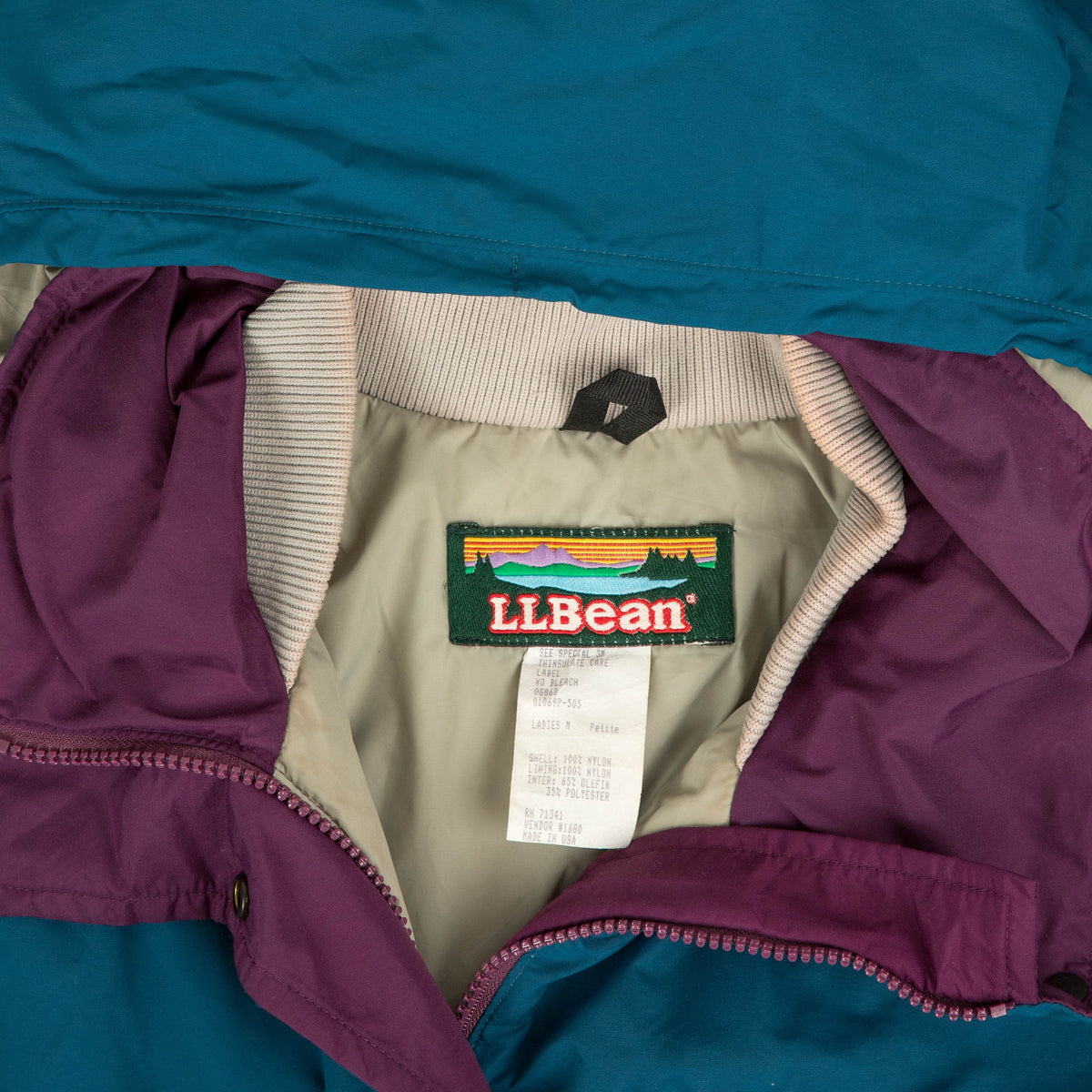 WOMEN'S VINTAGE 1990S L.L.BEAN PADDED HOODED JACKET - MEDIUM