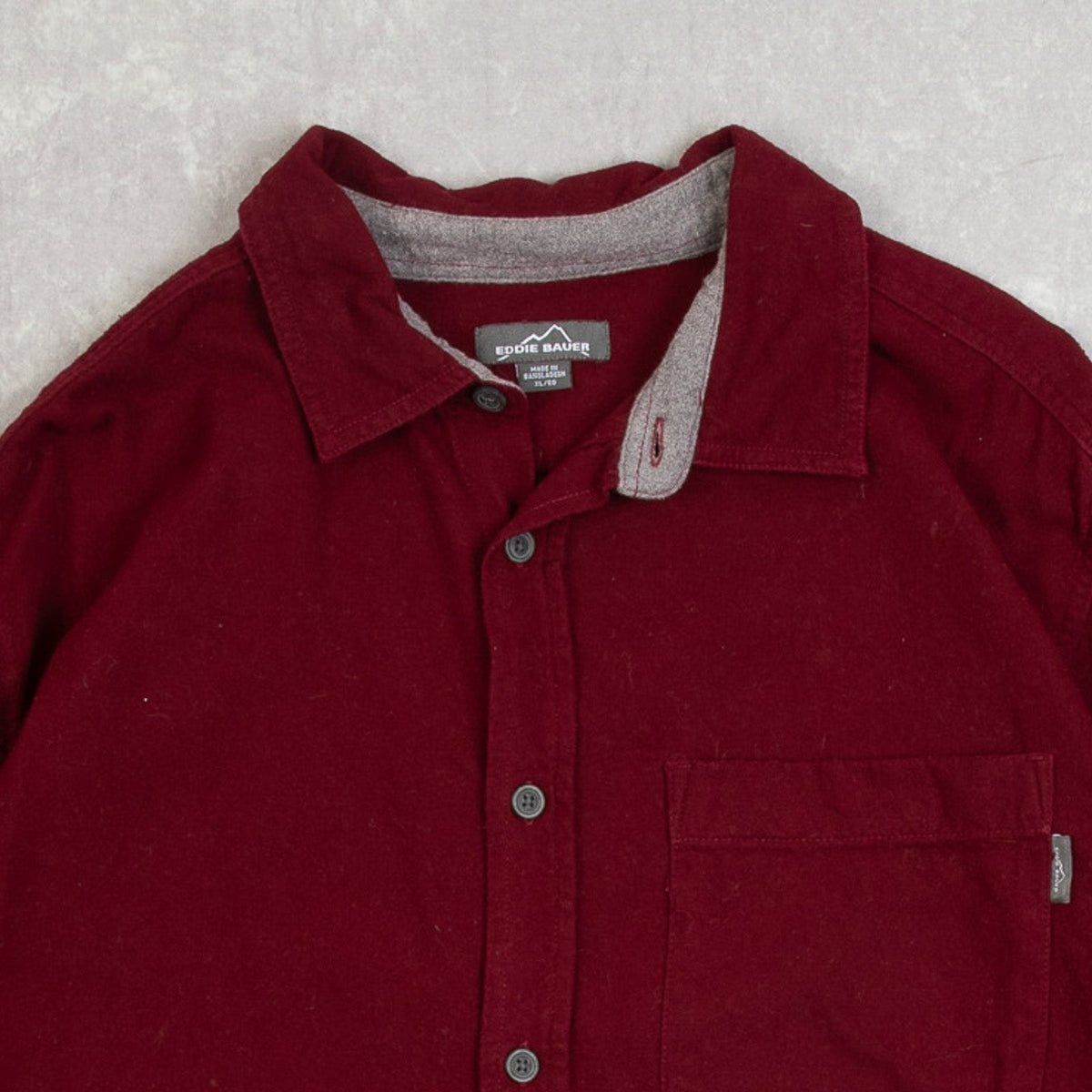 MEN'S VINTAGE 1990S EDDIE BAUER CHAMOIS COTTON SHIRT - X-LARGE