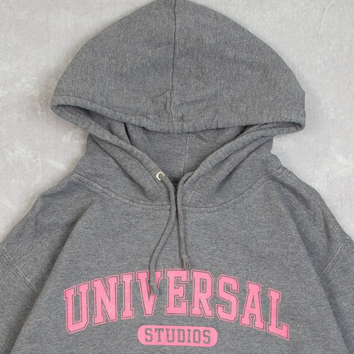 MEN'S VINTAGE UNIVERSAL STUDIOS HOODED SWEATSHIRT - MEDIUM