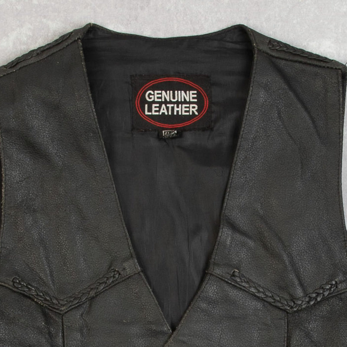 MEN'S VINTAGE 1990S LEATHER VEST JACKET - SMALL