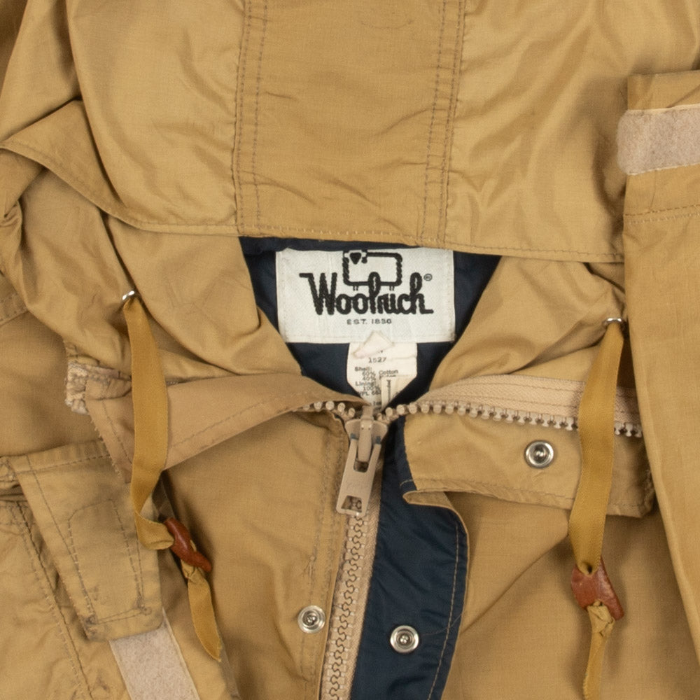 MEN'S VINTAGE WOOLRICH HOODED FULL ZIP UTILITY PARKA JACKET - MEDIUM