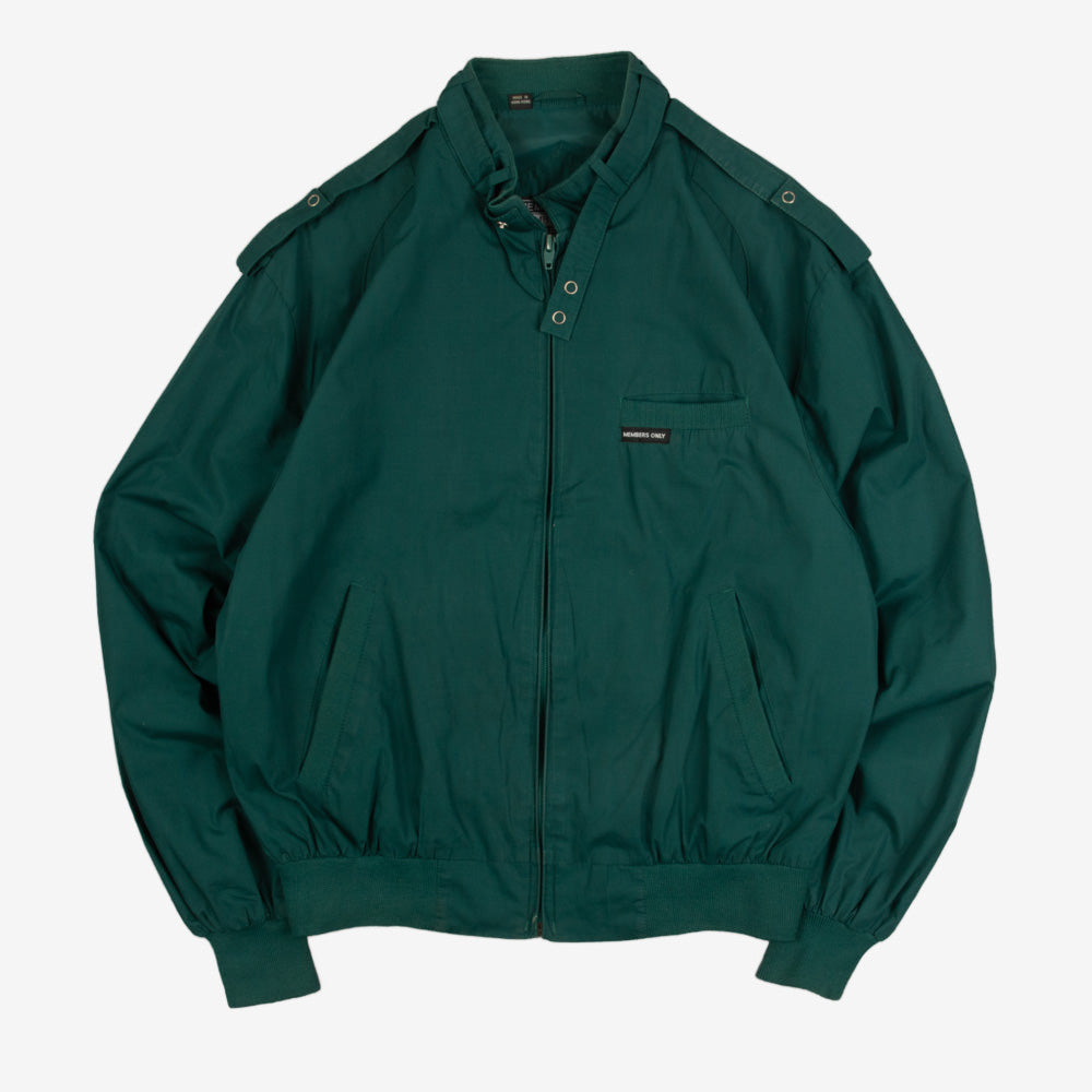 MEN'S VINTAGE MEMBERS ONLY UTILITY BOMBER JACKET - LARGE
