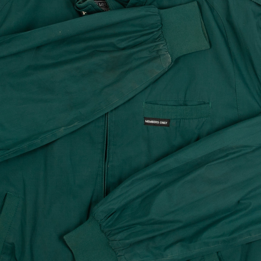 MEN'S VINTAGE MEMBERS ONLY UTILITY BOMBER JACKET - LARGE