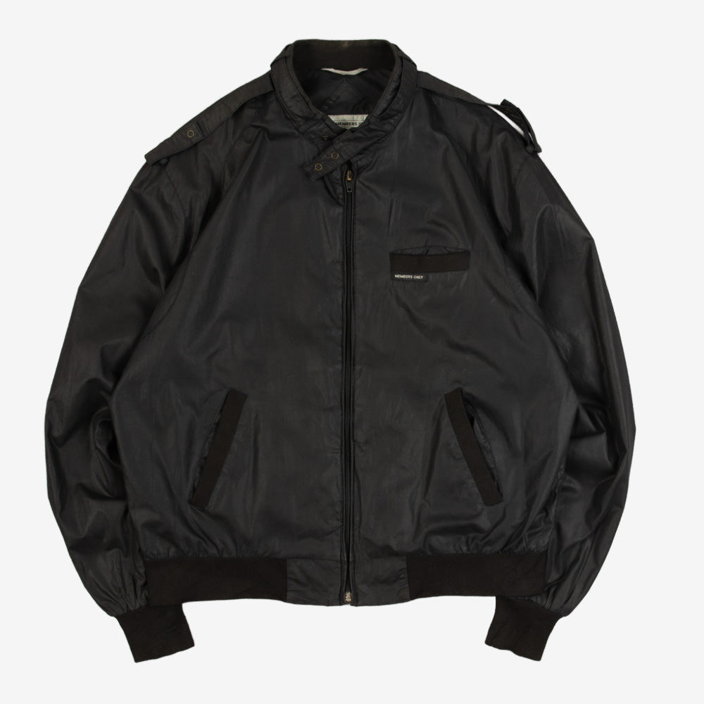 MEN'S VINTAGE MEMBERS ONLY UTILITY BOMBER JACKET - MEDIUM