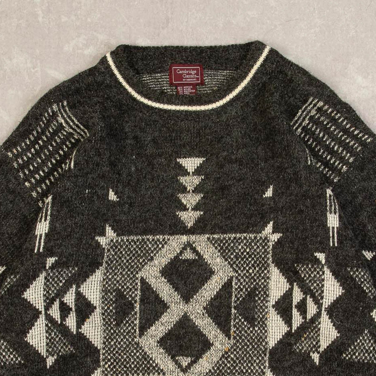 MEN'S VINTAGE 1990S PATTERNED KNITTED JUMPER - MEDIUM
