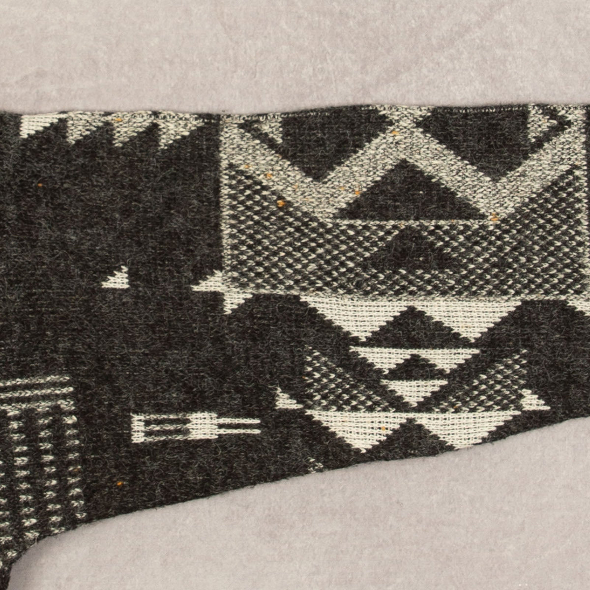 MEN'S VINTAGE 1990S PATTERNED KNITTED JUMPER - MEDIUM