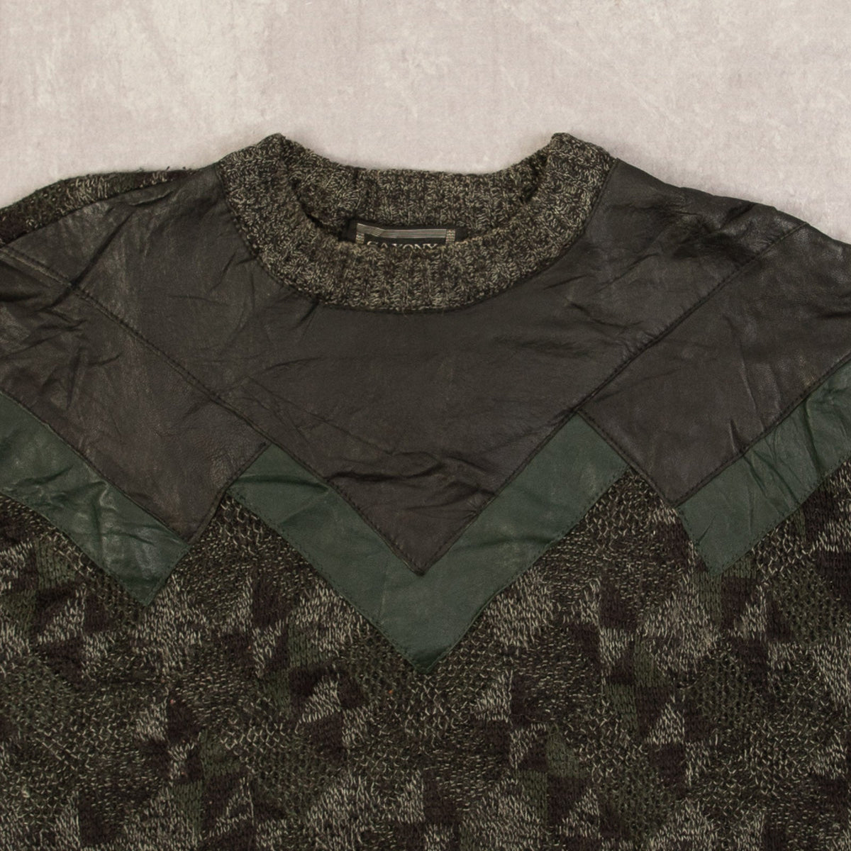 WOMEN'S VINTAGE 1990S LEATHER PATCH PATTERNED KNITTED JUMPER - LARGE