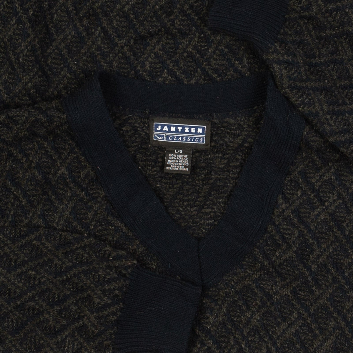 MEN'S VINTAGE 1990S STRUCTURED V-NECK KNITTED JUMPER - LARGE