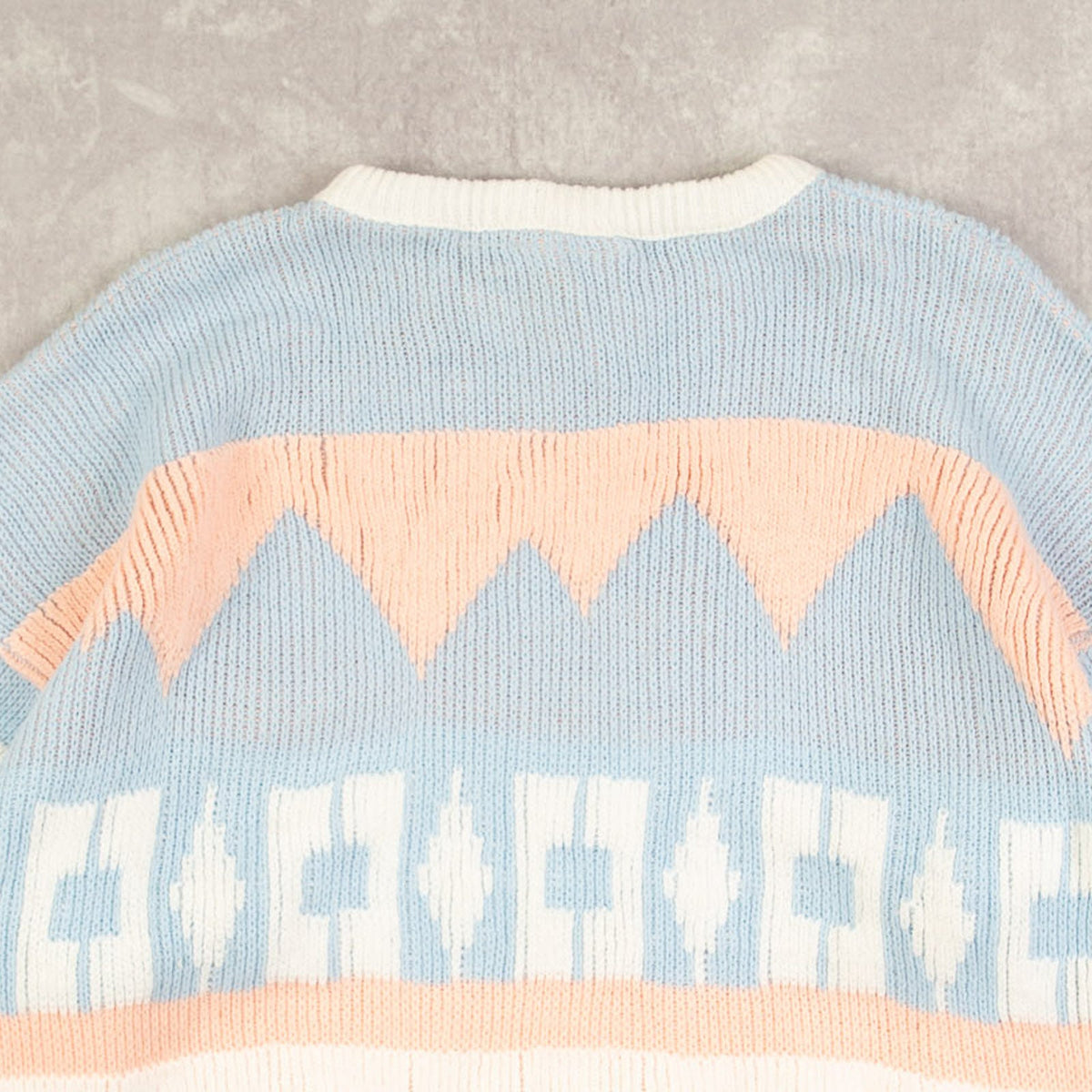 WOMEN'S VINTAGE 1980S STRUCTURED PATTERNED KNITTED JUMPER - LARGE