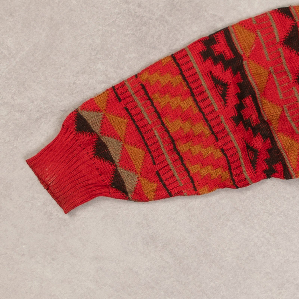 MEN'S VINTAGE 1990S STRUCTURED PATTERNED KNITTED JUMPER - LARGE