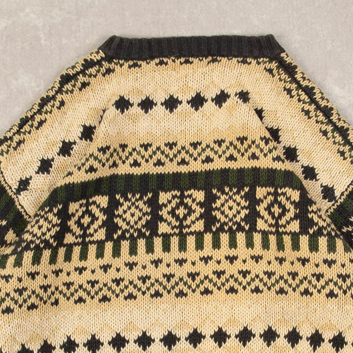 MEN'S VINTAGE 1990S HEAVY PATTERNED KNITTED JUMPER - LARGE