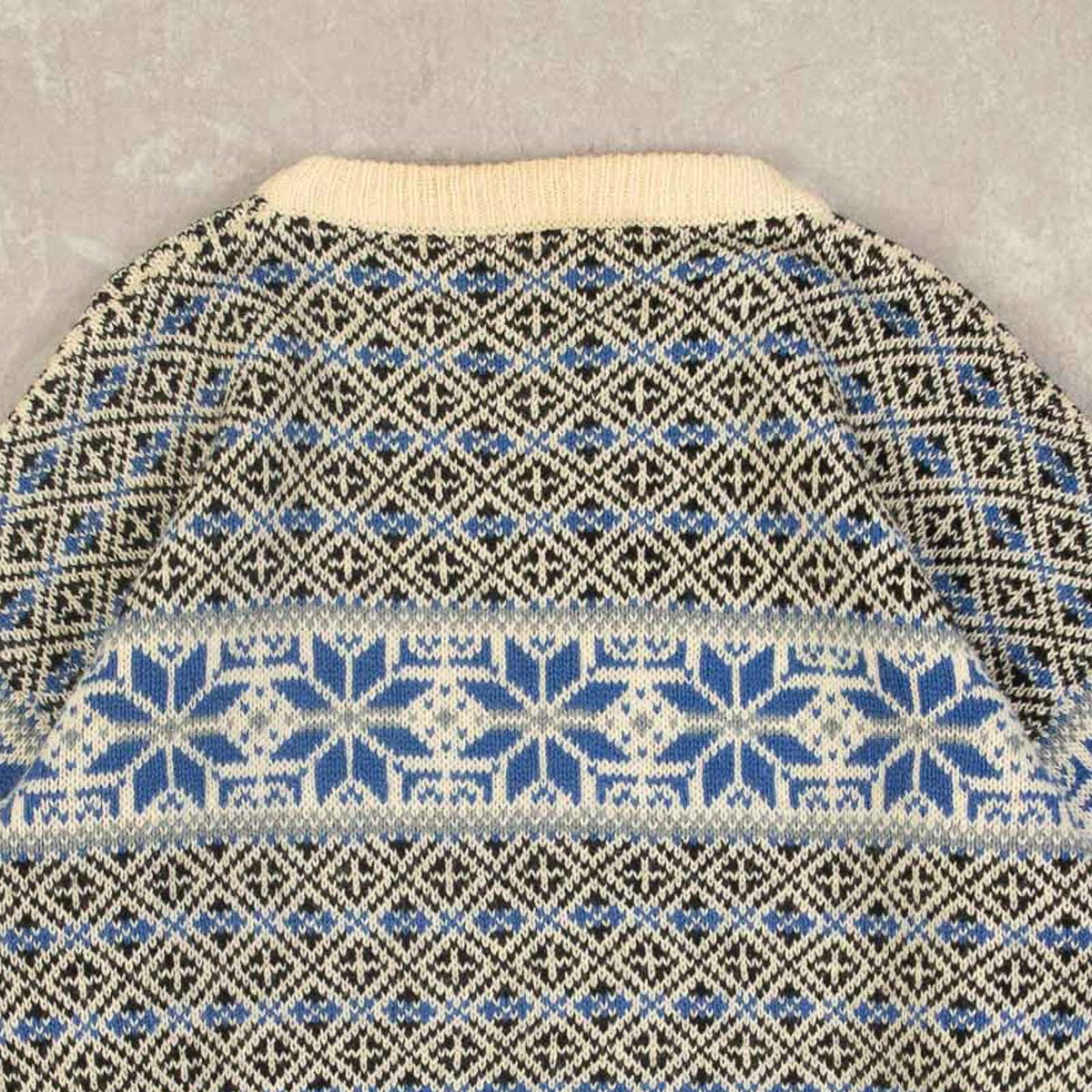MEN'S VINTAGE 1990S JUMPER - SMALL
