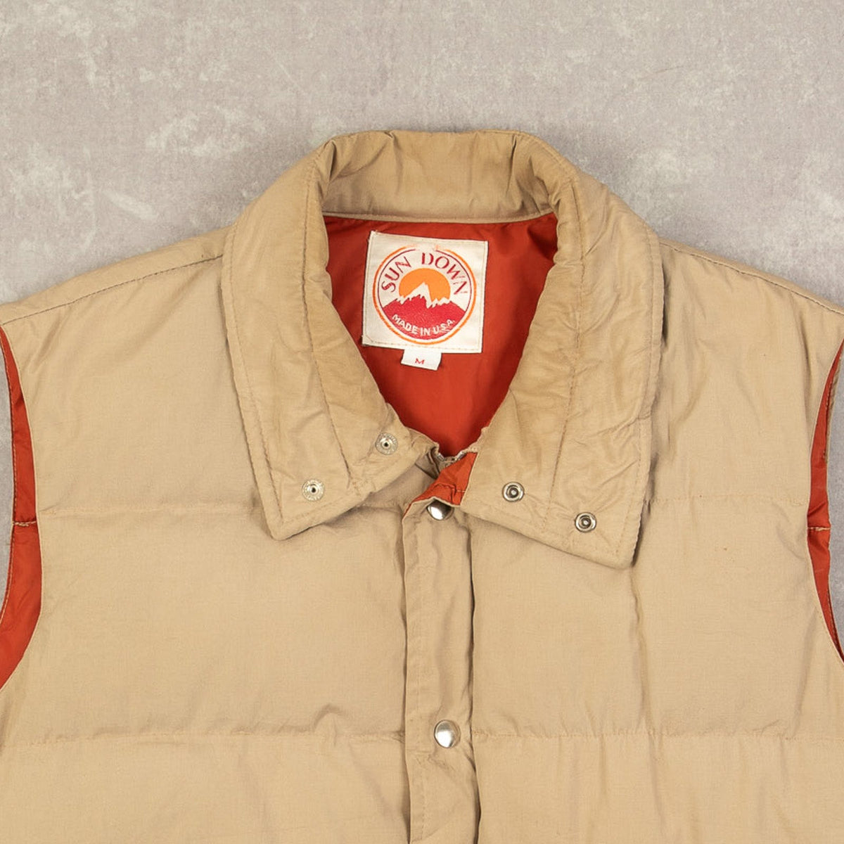 MEN'S VINTAGE 1980S PUFFER DOWN GILET JACKET - MEDIUM
