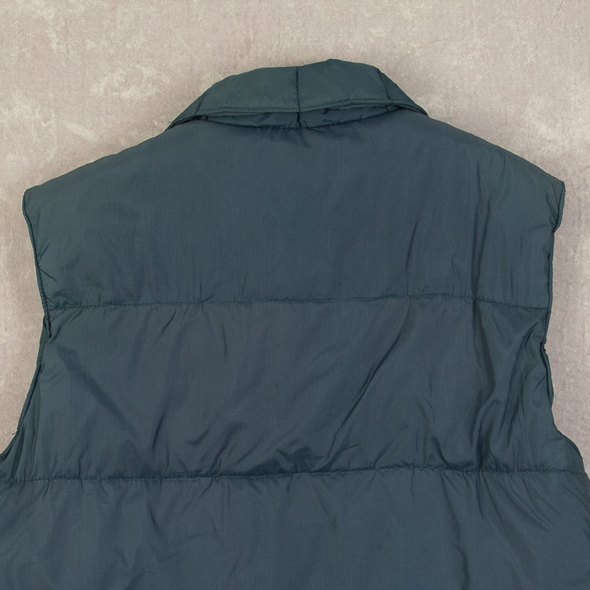 MEN'S VINTAGE 1990S PUFFER GILET JACKET - MEDIUM