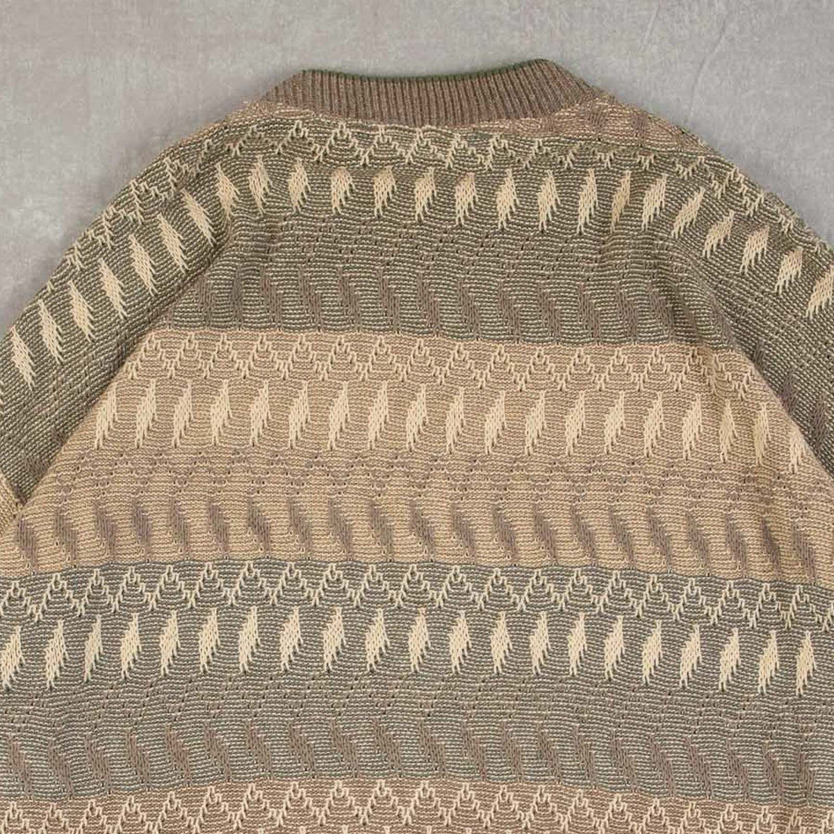 MEN'S VINTAGE 1990S STRUCTURED PATTERNED KNITTED JUMPER - LARGE