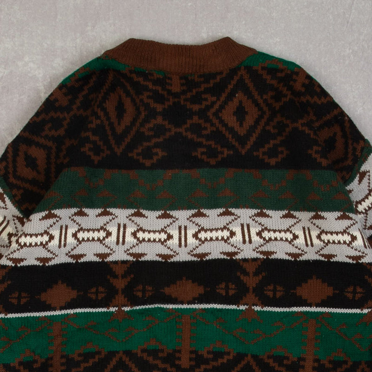 MEN'S VINTAGE 1990S PATTERNED KNITTED JUMPER - MEDIUM