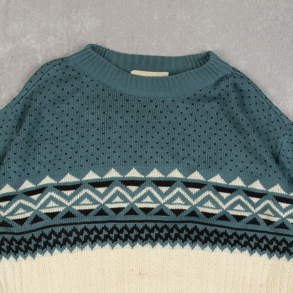 MEN'S VINTAGE 1990S PATTERNED RIB KNITTED JUMPER - X-LARGE