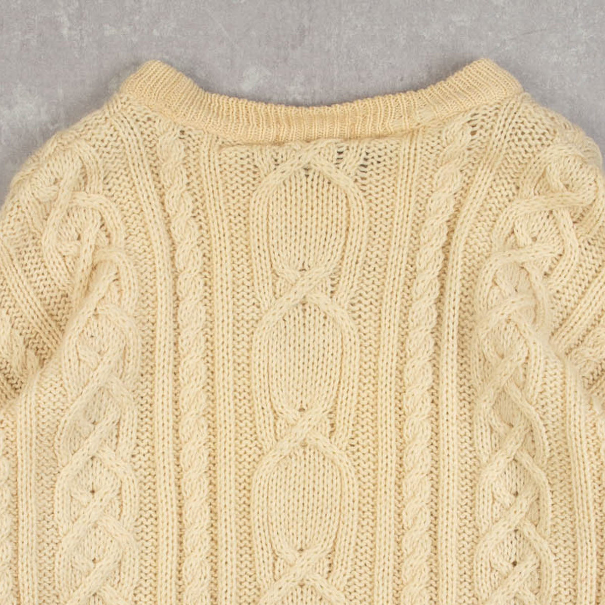 MEN'S VINTAGE 1980S STRUCTURED ARAN KNITTED JUMPER - MEDIUM